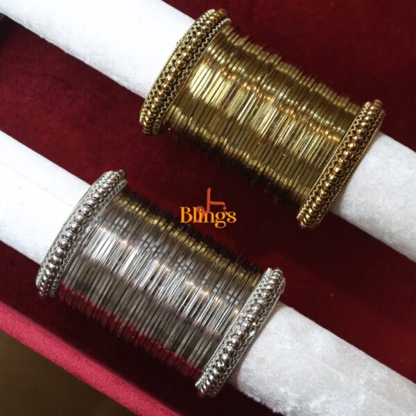 Shabnam Metal Bangles (golden/silver)